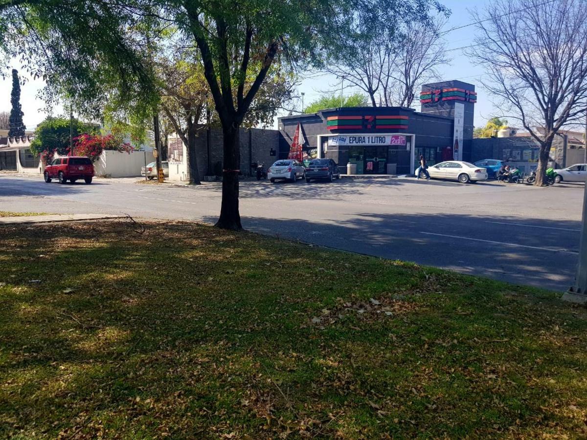Contry La Silla Apartments Zona Tec - Nuevo Sur Monterrey Eksteriør billede